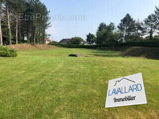 Terrain à AIRAINES
