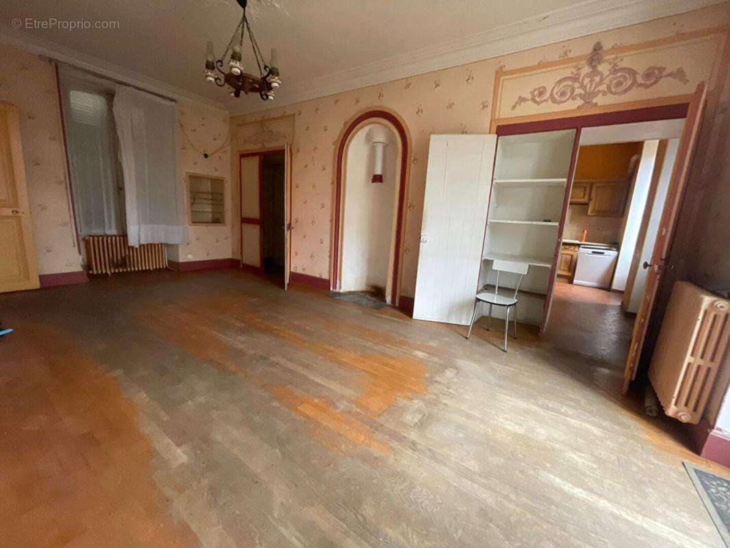 Maison à ETAMPES