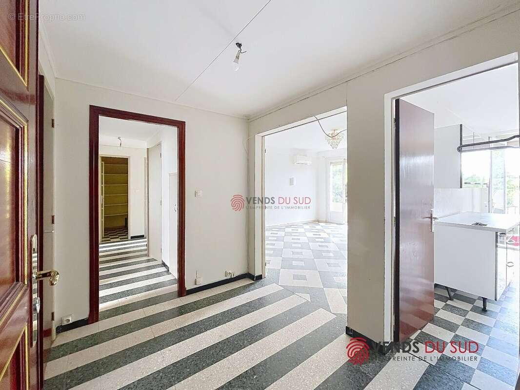 Appartement t3 - garage - cave - balcon - photo 4