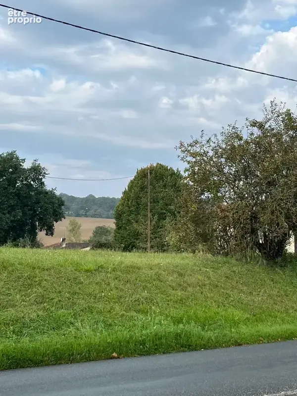 Terrain à CADALEN