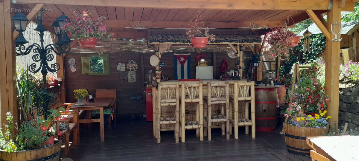 Maison à MONTAZELS