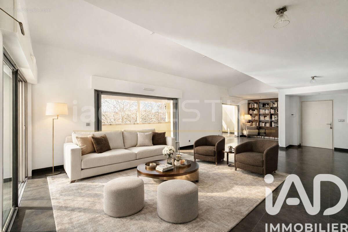 Photo 3 - Appartement à NIMES