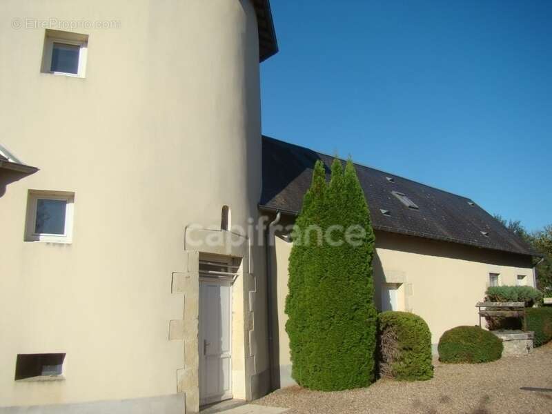 Maison à COULANGES-LES-NEVERS