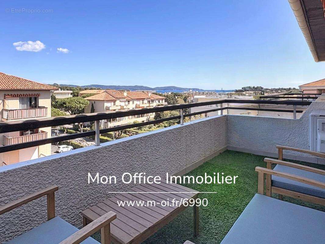 Référence : 6990-les. - studio cabine vue mer rénové à vendre à cavalaire sur mer - photo 13