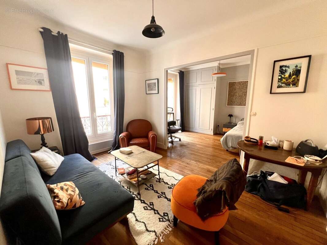 Appartement à PARIS-19E