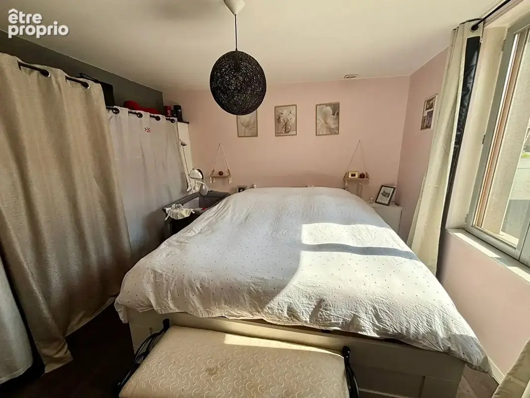 Maison principale avec deux appartements et jardin - photo 4