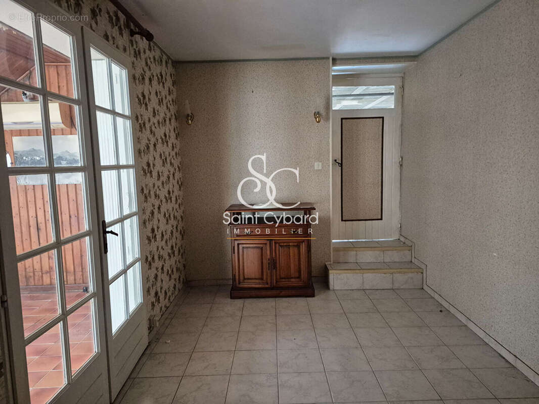 Maison à SAINT-AMANT-DE-BOIXE