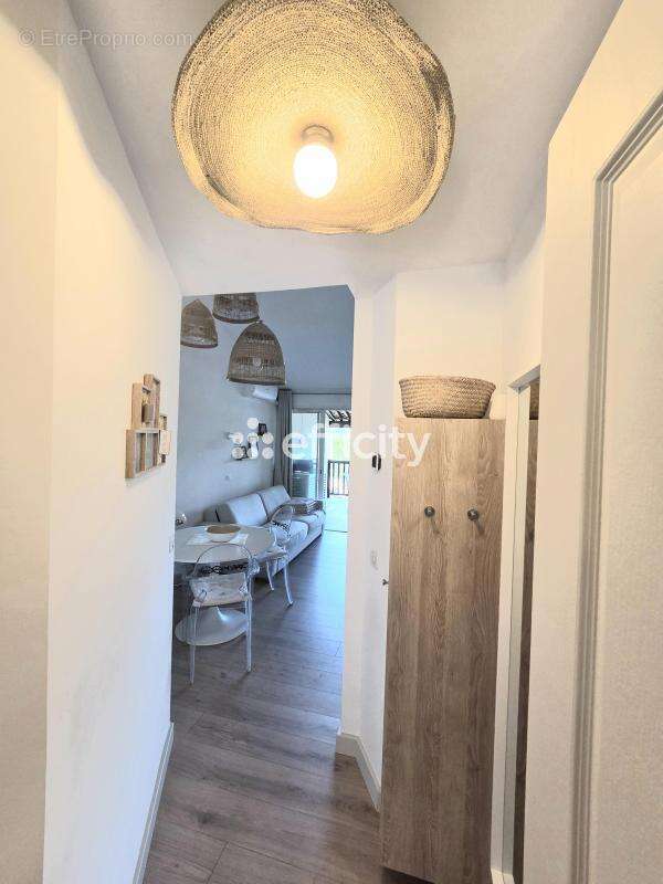 Appartement à GRIMAUD