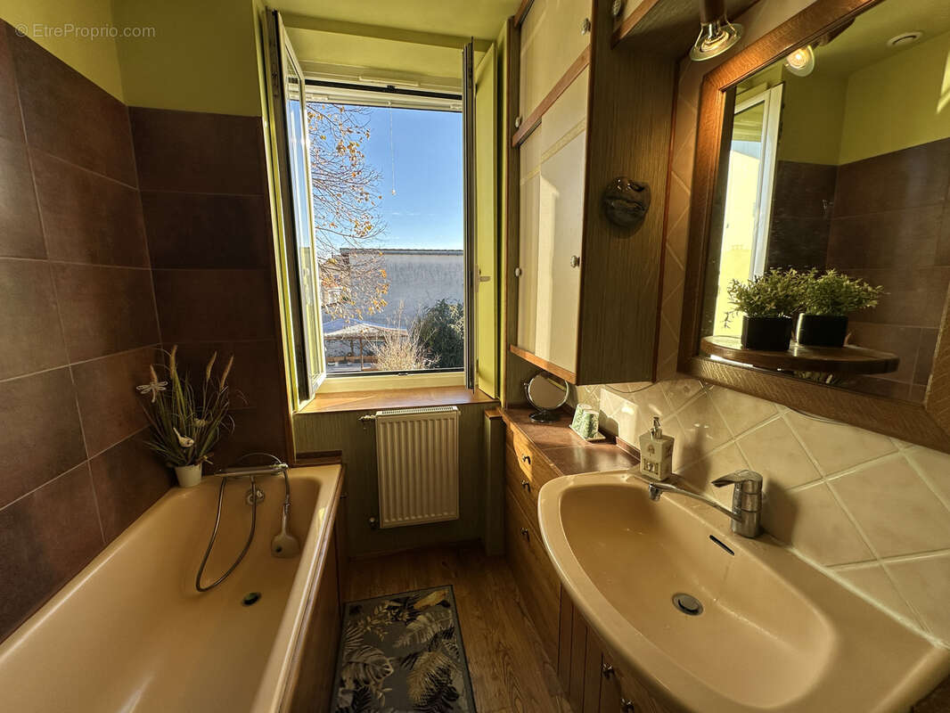 Maison à SAINT-IGNAT