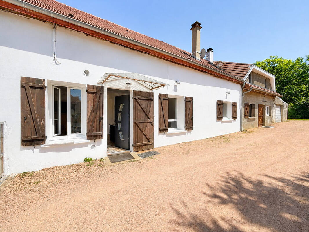 Maison à BELLERIVE-SUR-ALLIER