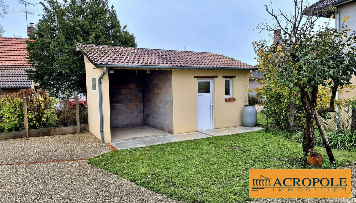 Maison à BRINON-SUR-SAULDRE