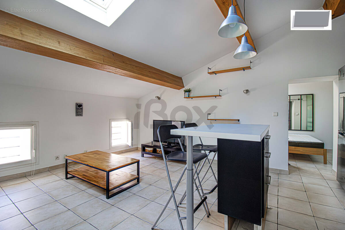 Appartement à OLLIOULES