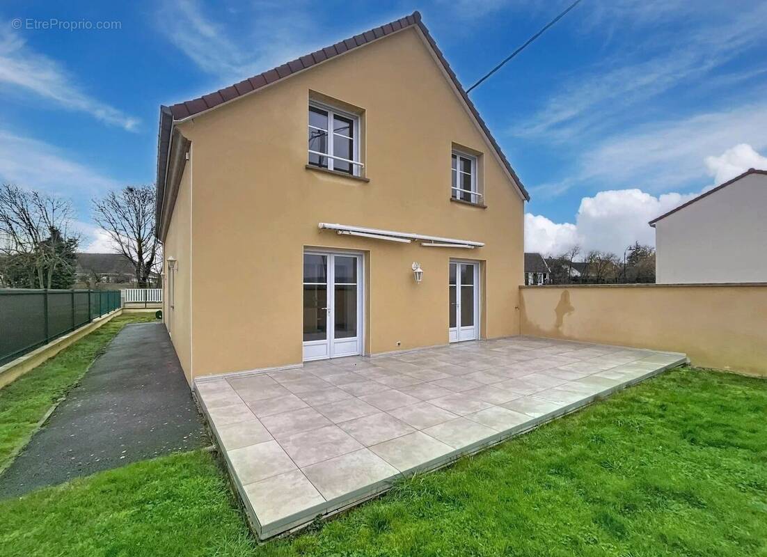 Maison à SACY