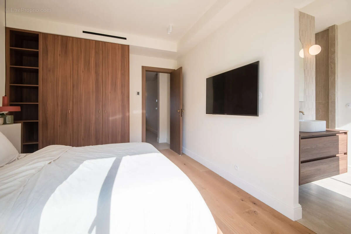 Appartement 75 m² à Nice  - photo 18