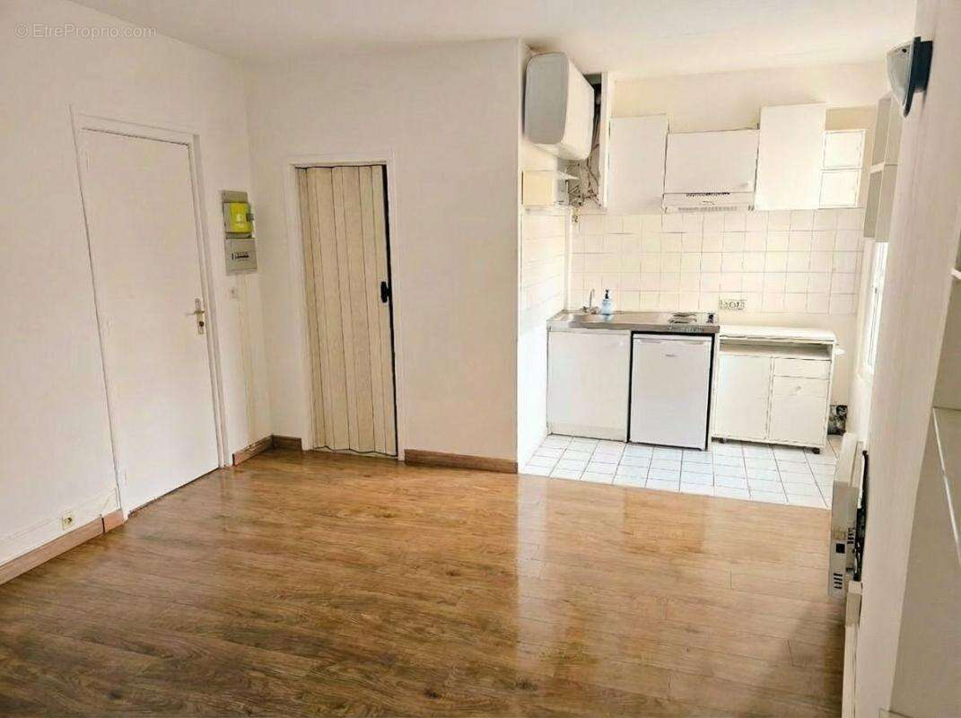Appartement à PARIS-20E