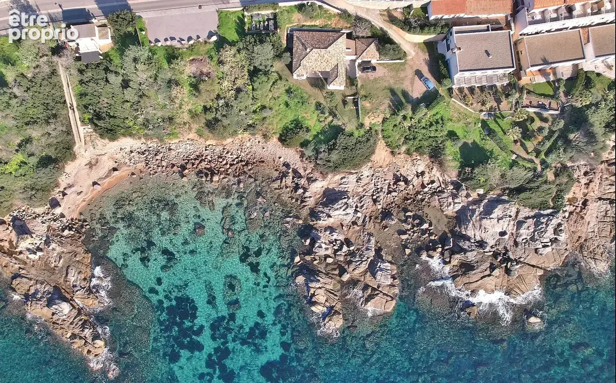 30 minutes d'AJACCIO - Immeuble de 6 appartements pieds dans l'eau - photo 6