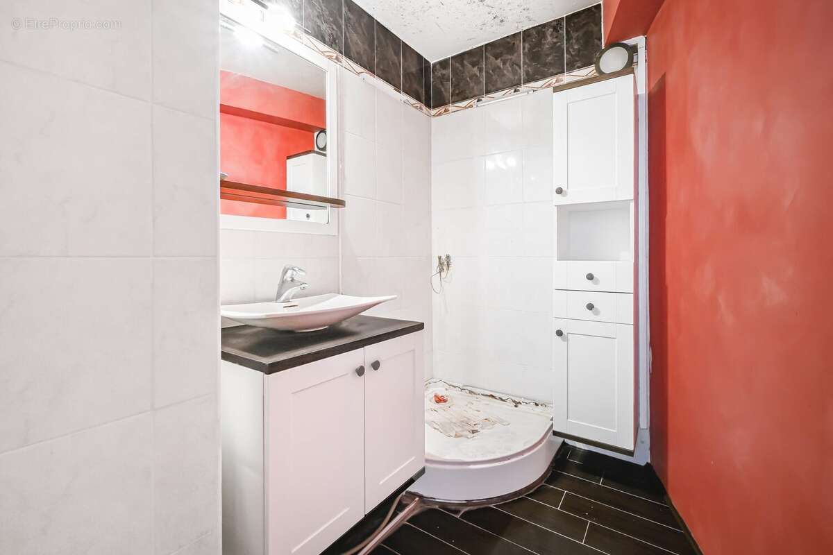 Appartement à PARIS-4E