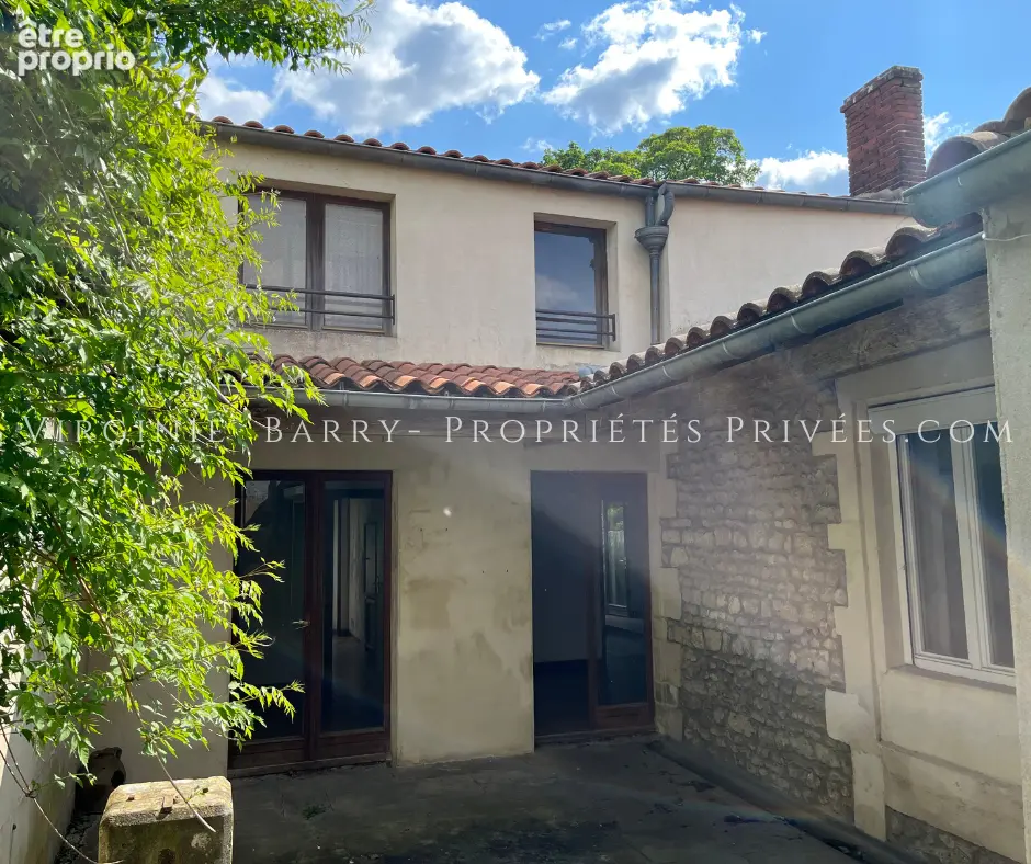 Immeuble compose de 4 appartements et 1 maison avec jardin - photo 7