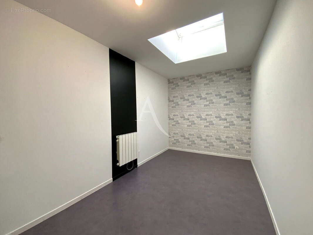 Maison à SALLES-D&#039;ANGLES