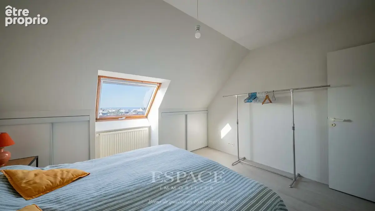 Concarneau centre-ville - T4 au dernier étage, avec vue sur la baie - photo 10