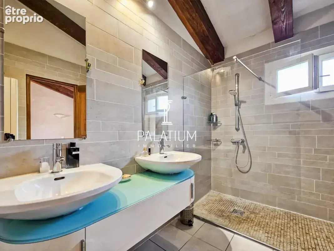 Villa familiale T6 de 167 m² avec sous-sol de 93 m² et garage - photo 10