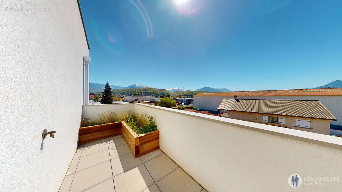 Appartement à ECHIROLLES