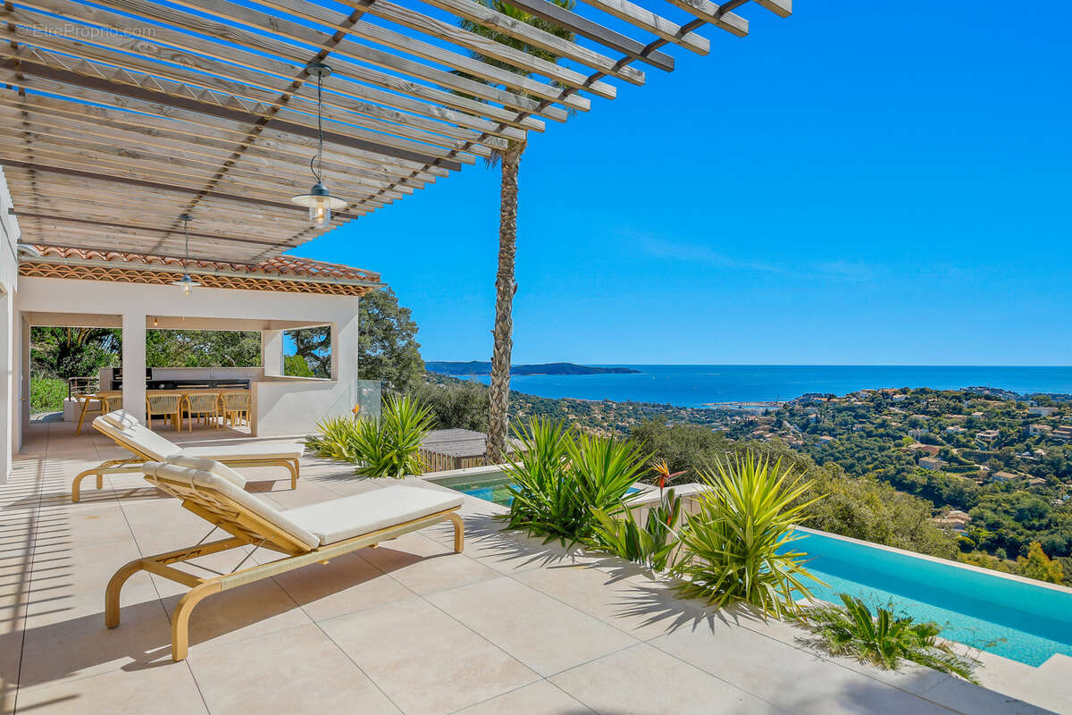 Maison à CAVALAIRE-SUR-MER