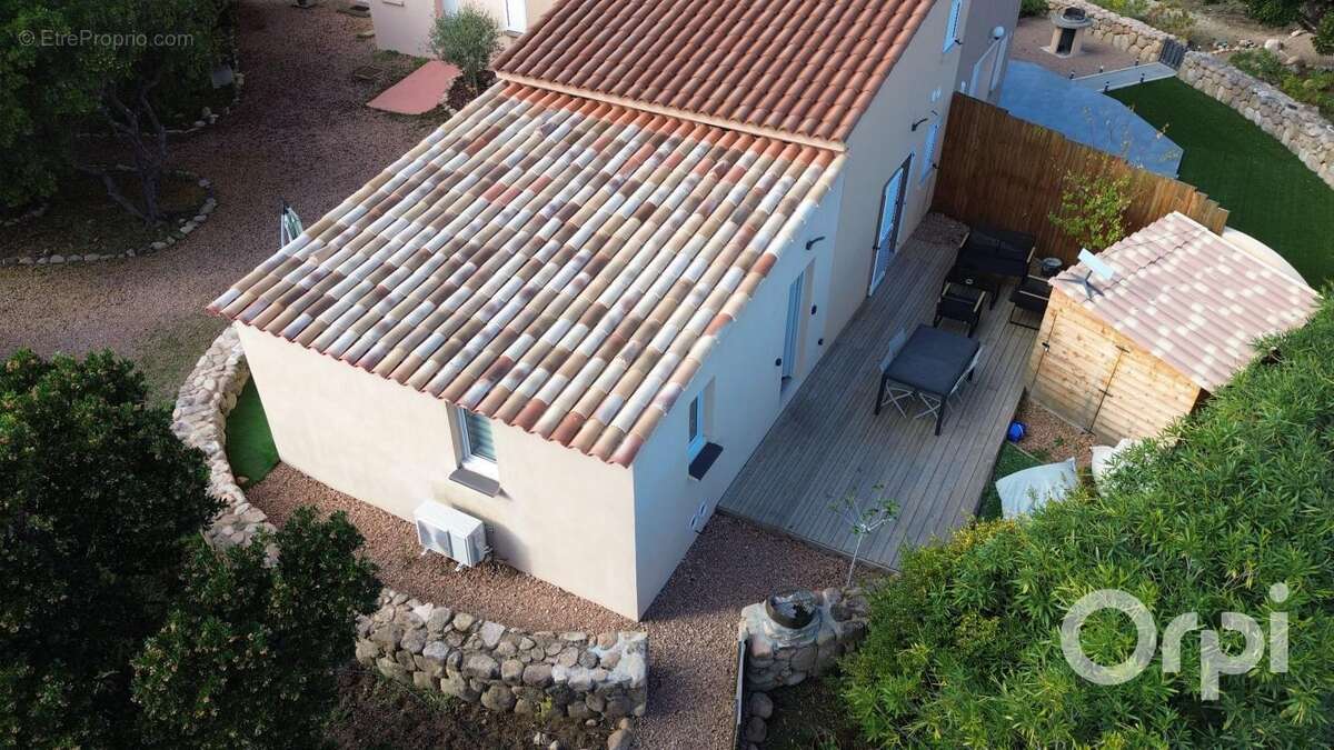Maison à LECCI