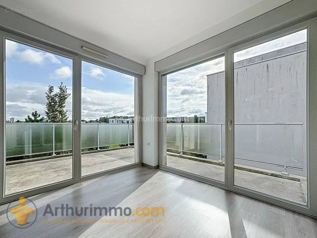 Appartement à BEZANNES