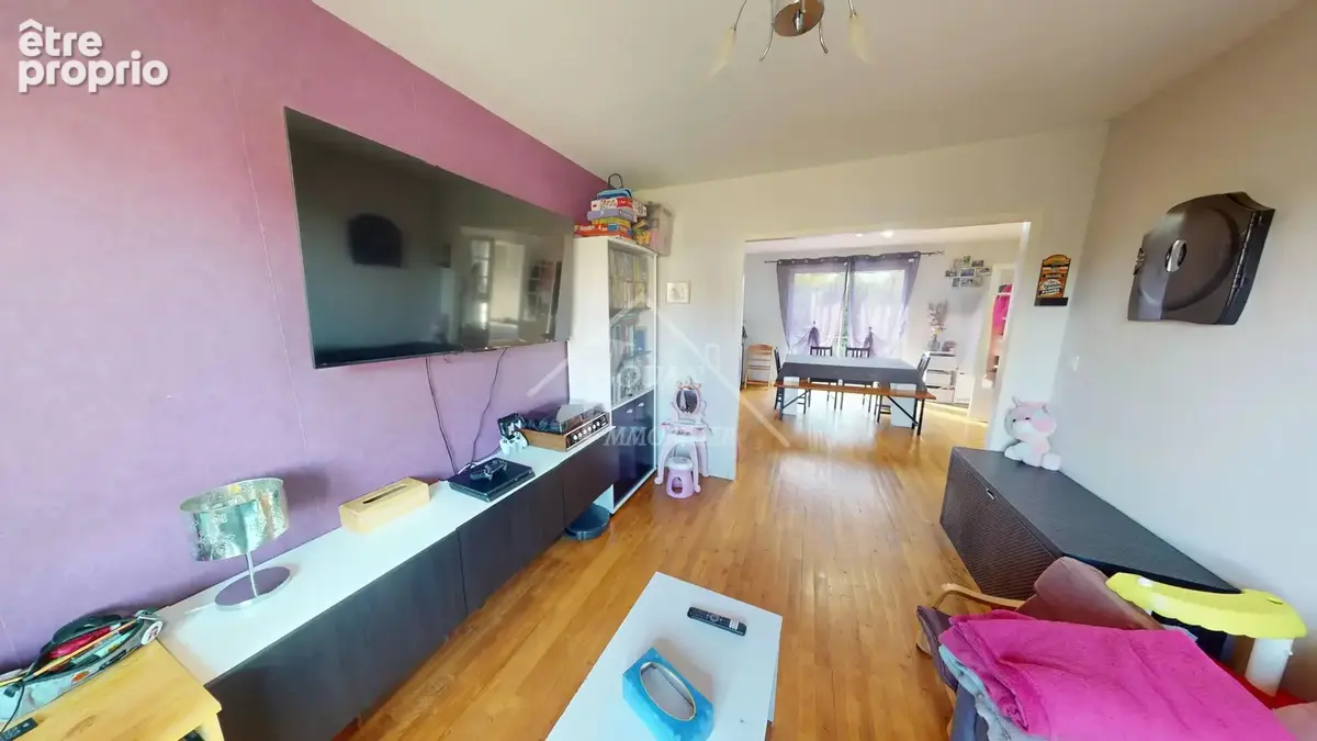 Maison familiale 3 chambres à Chantelle, 92 m² - photo 4