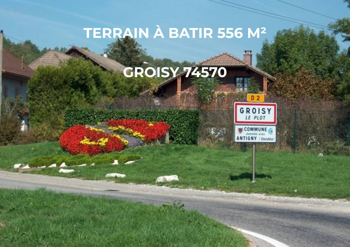 Terrain à GROISY