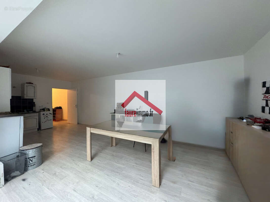 Appartement à OBJAT