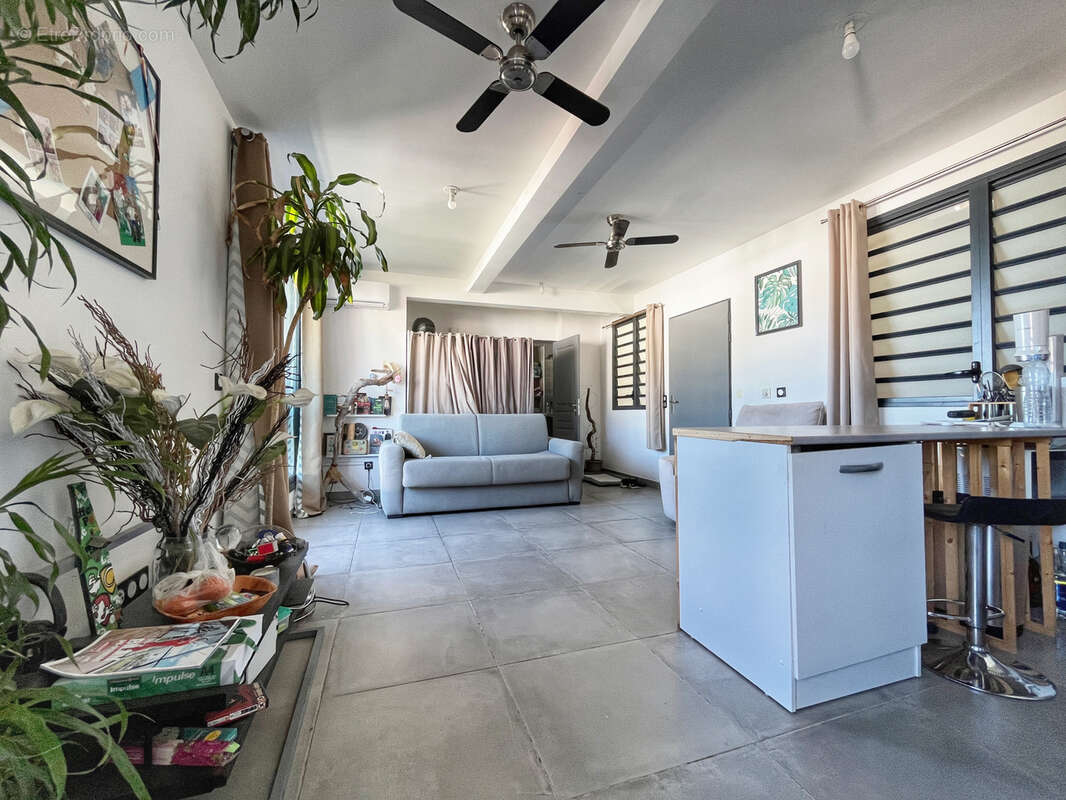 Appartement à SAINT-DENIS