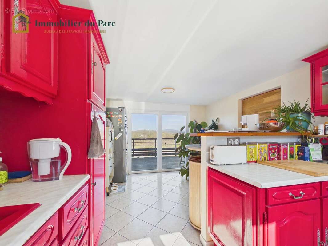 Maison à FRAHIER-ET-CHATEBIER