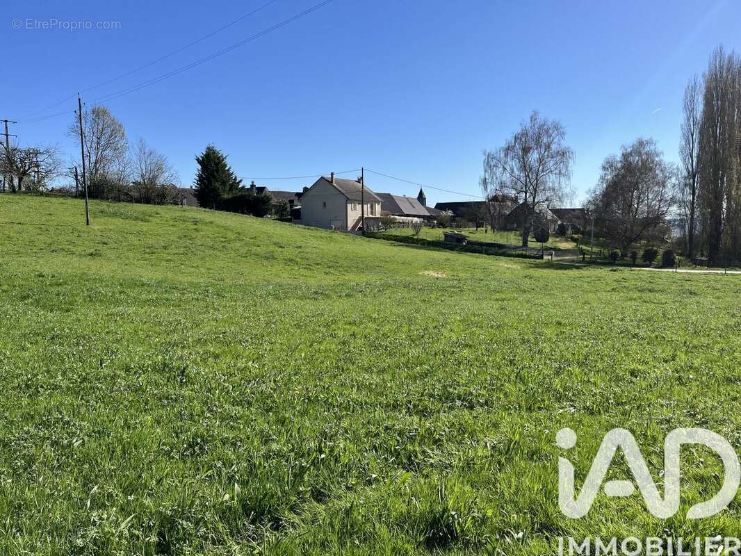 Photo 2 - Terrain à ALLASSAC