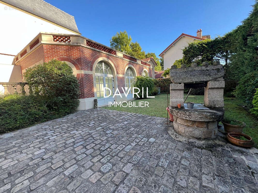 Maison à CONFLANS-SAINTE-HONORINE