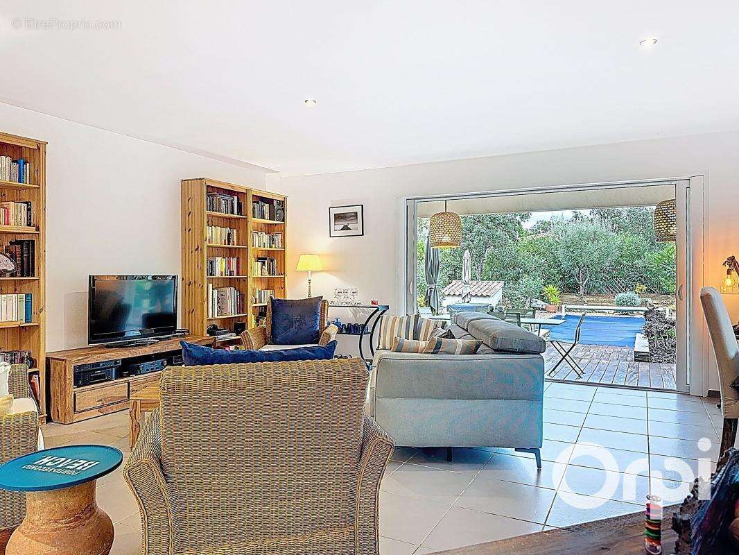 Maison à PORTO-VECCHIO