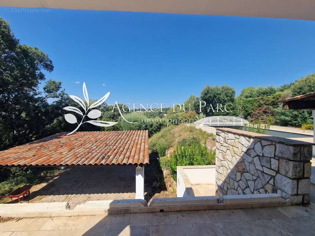 Maison à BIOT