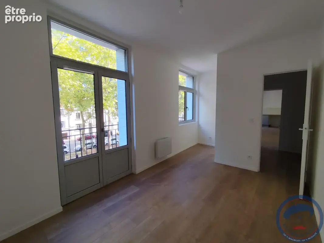 Appartement rénové avec balcon - photo 3