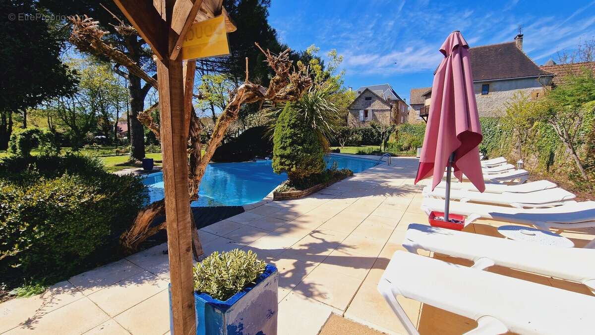 Hôtel de charme dans un cadre magnifique au bord de la rivière - photo 6