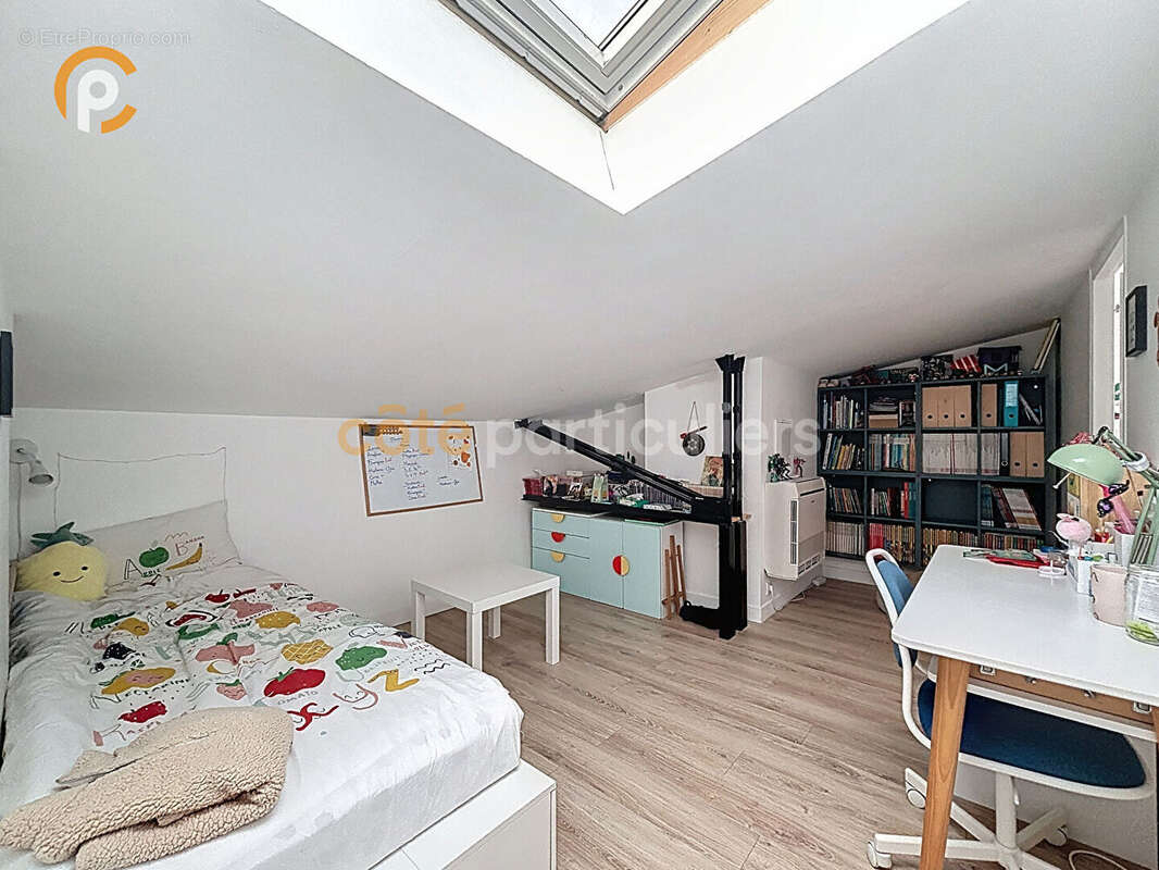 Appartement à IVRY-SUR-SEINE