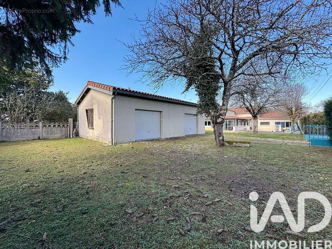 Photo 4 - Maison à MONTBRON