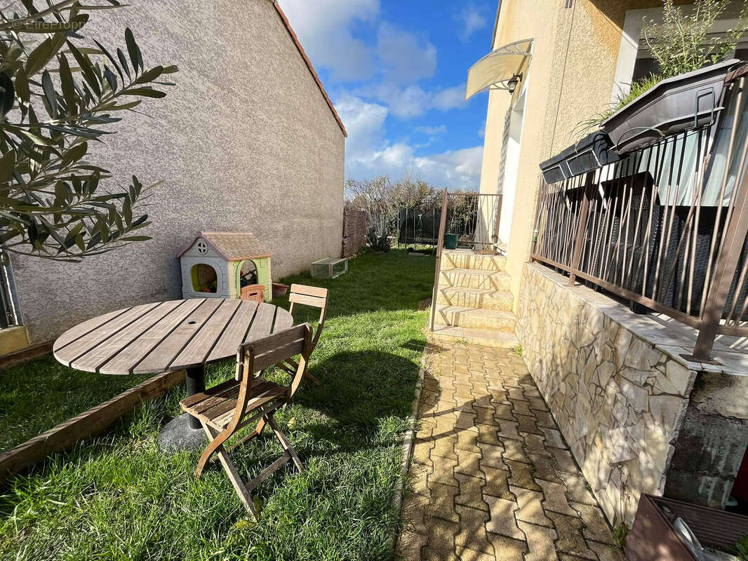 Maison à BEAURECUEIL