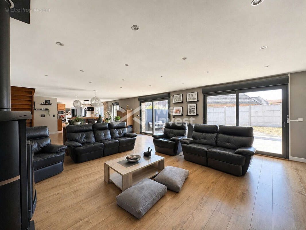 Maison 250 m² à Auchy-Les-Mines  - photo 3