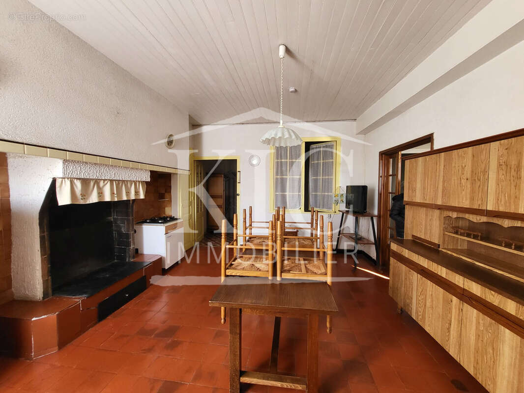 Maison à MARSEILLETTE