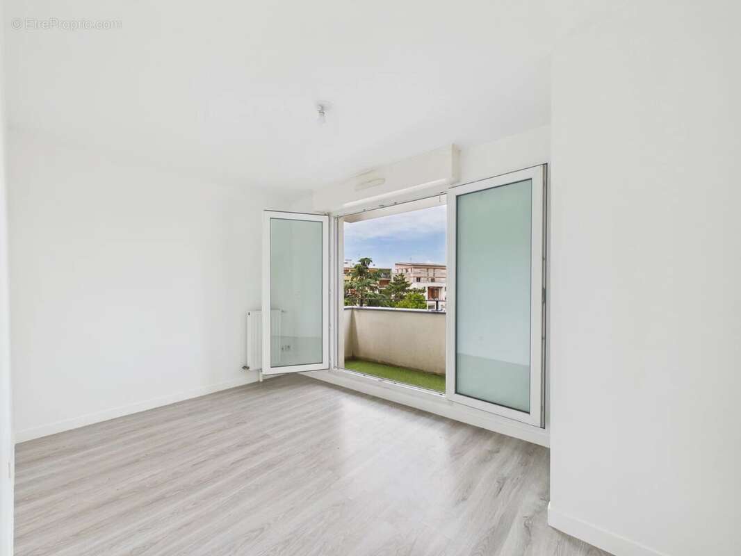 Appartement à JUVISY-SUR-ORGE