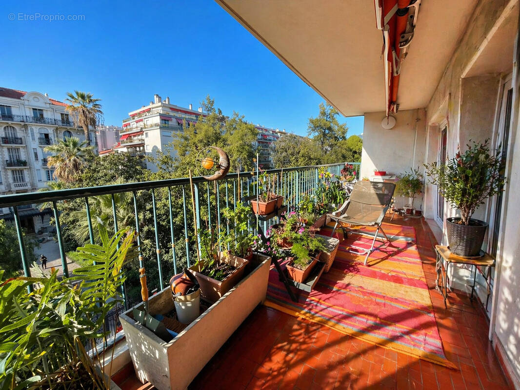 Appartement à NICE