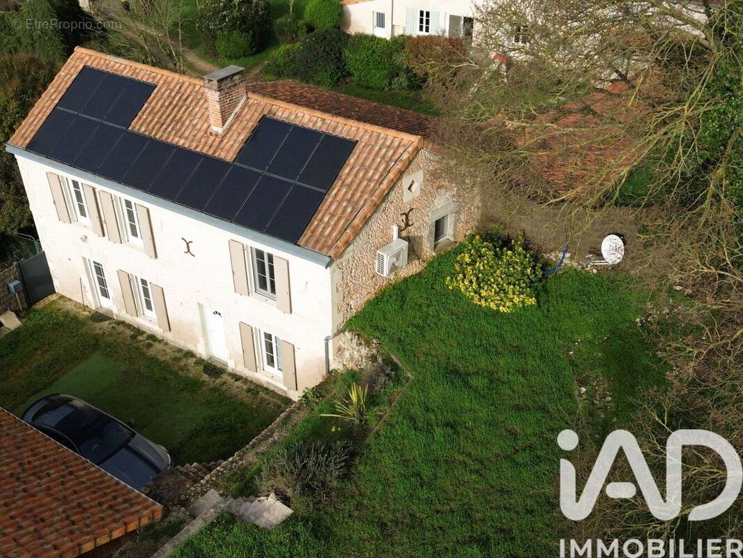 Photo 1 - Maison à SAINTE-VERGE