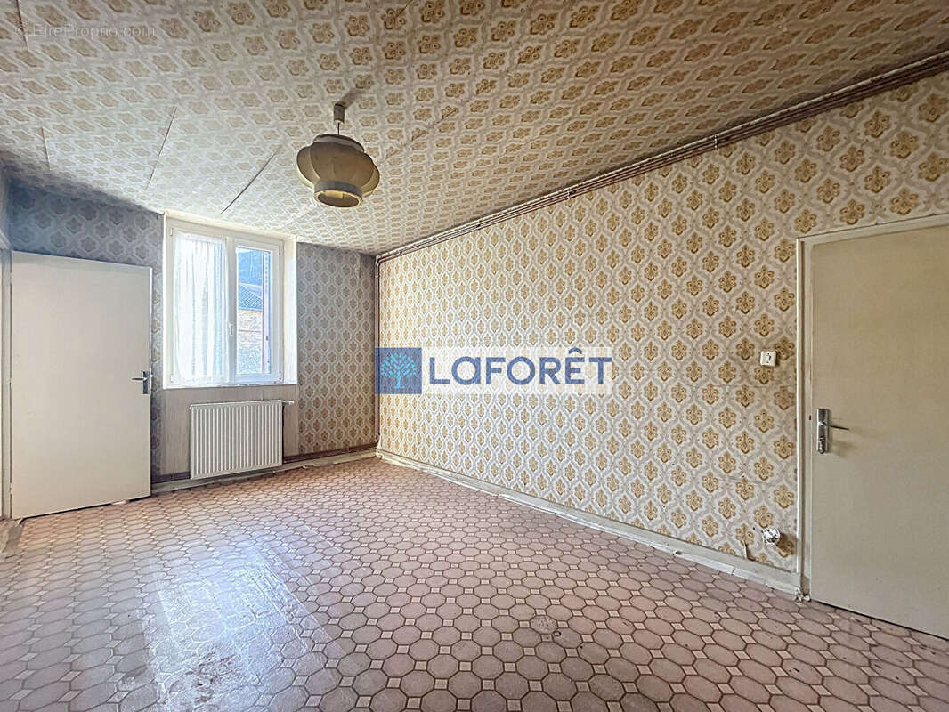 Maison à CHATONRUPT-SOMMERMONT