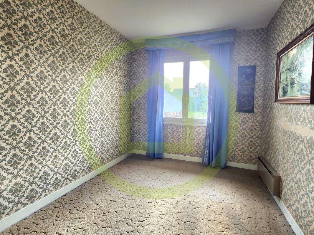 Maison à ELINCOURT-SAINTE-MARGUERITE